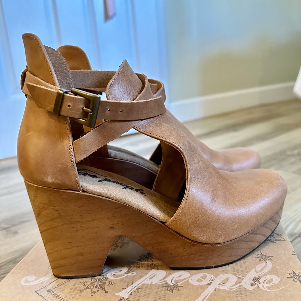 Free People Cedar Clog